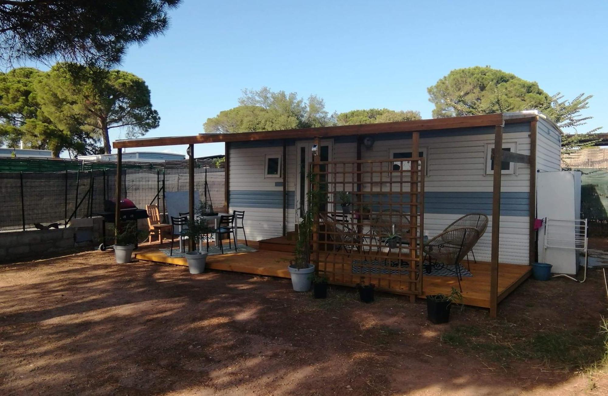 Mobilhome A Frejus A 15 Minute De La Mer Sur Terrain Independant Cameră foto